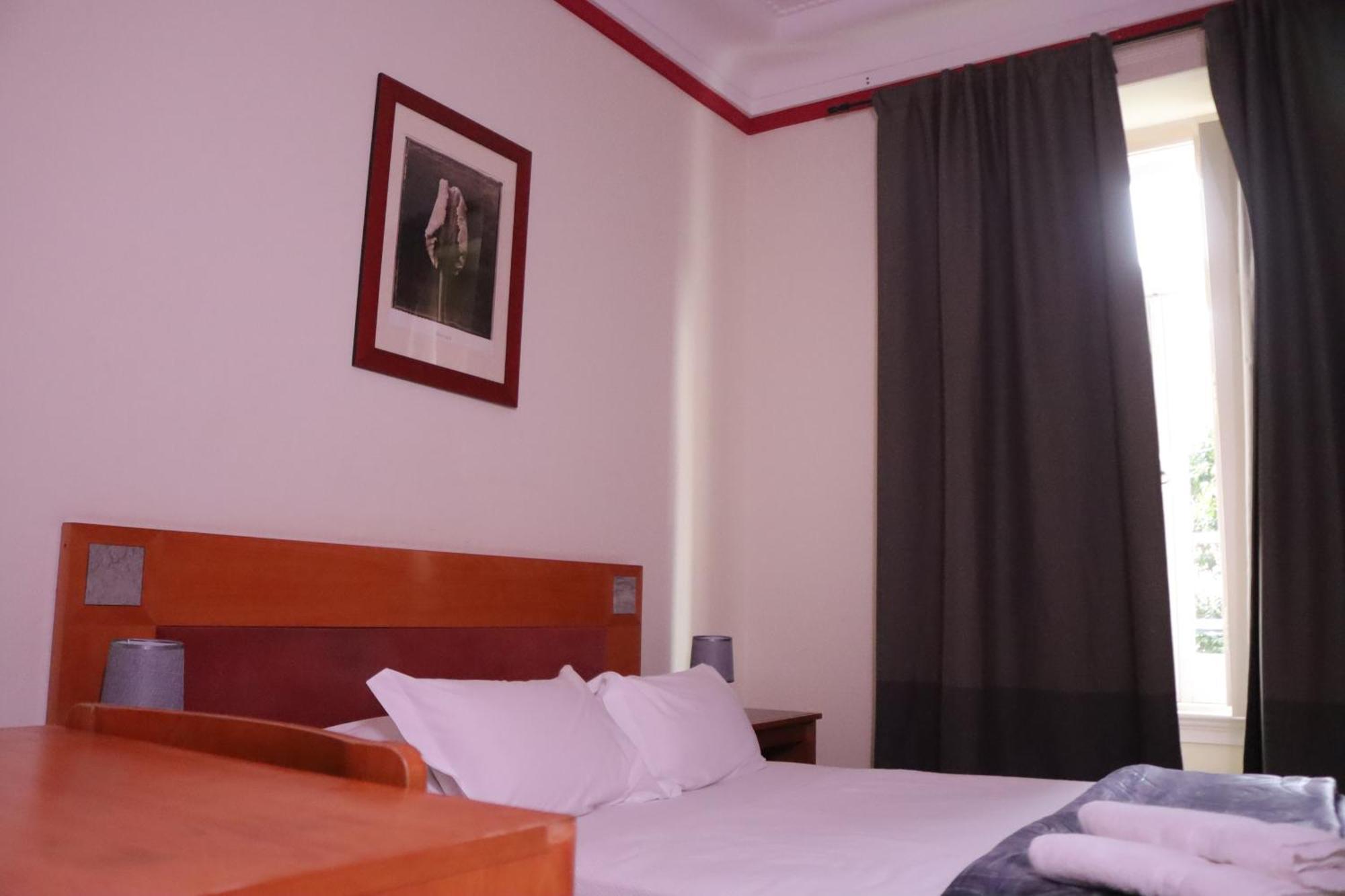 Midis - Local Accommodation — Photos 3